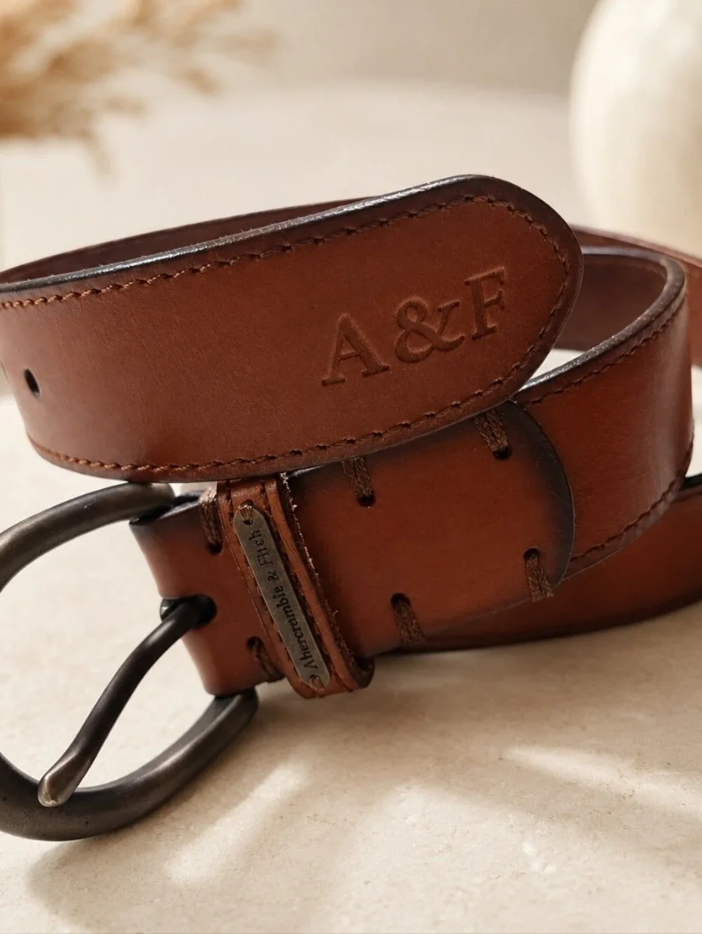 Abercrombie & Fitch Brown Leather Belt – A&F Logo